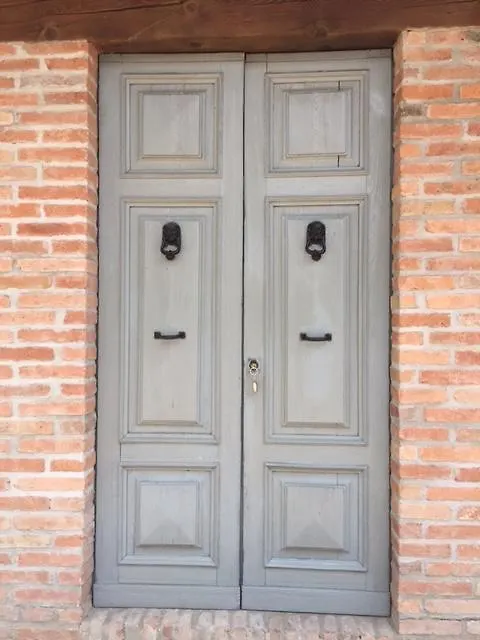Residence Tre Case Cortemaggiore 0*,